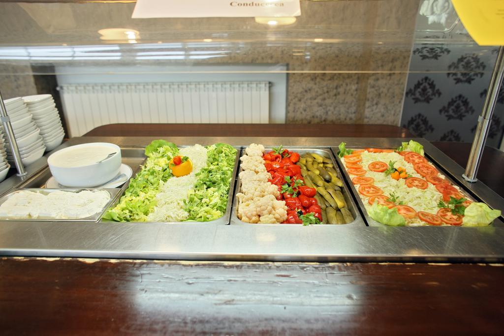 特美尔酒店 Băile Felix 外观 照片